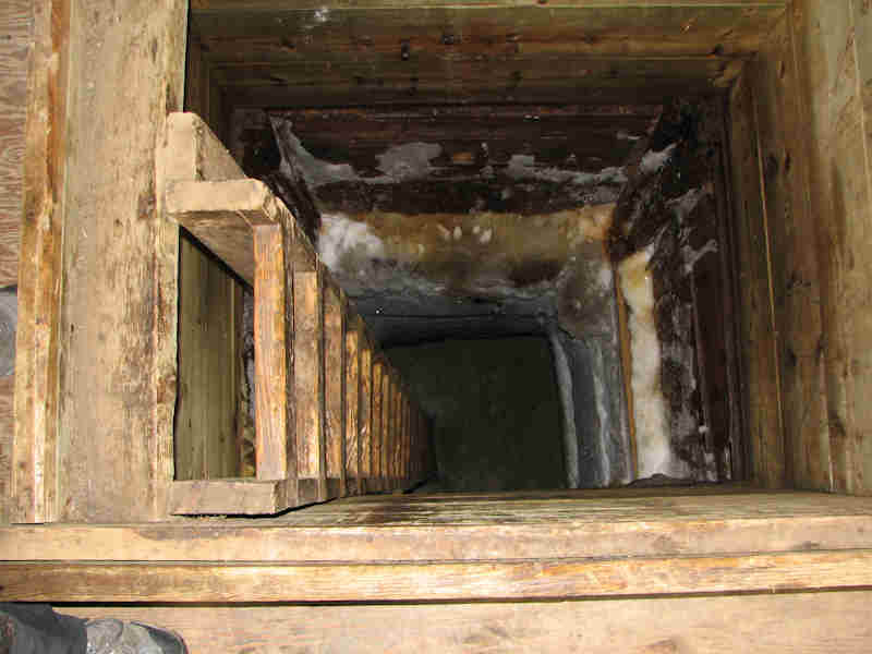 Tuktoyaktuk, Ladder Down to the Ice House, Natural Freezer in Permafrost
