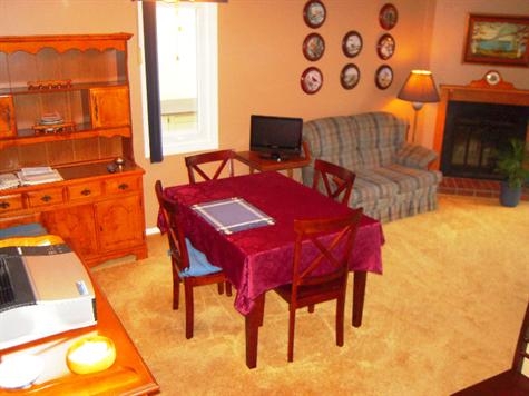 dining_room.jpg